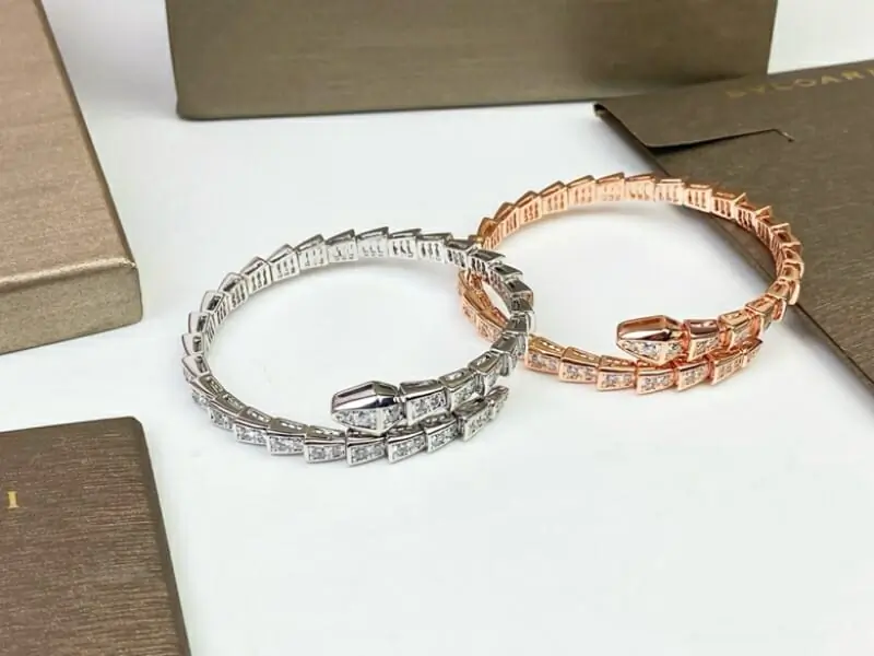 bvlgari bracelets pour femme s_1203b2a4